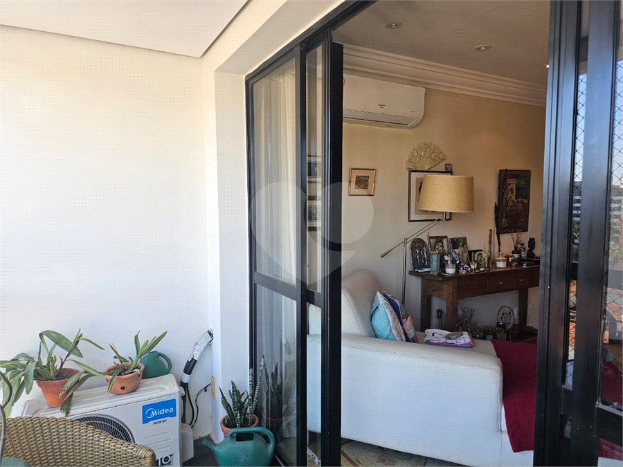 Apartamento à venda com 2 quartos, sendo 1 suíte,  em Chácara Santo Antônio, São Paulo, SP