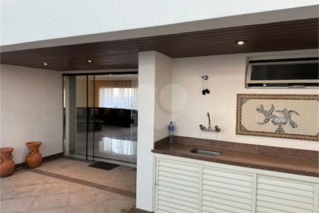 Cobertura à venda ou para alugar com 5 quartos, sendo 4 suítes, em Santo Amaro, São Paulo, SP
