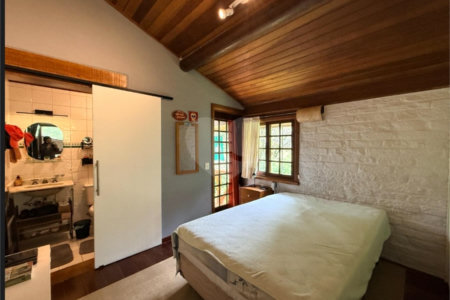 Casa à venda com 4 suítes em Vila Natal, Campos do Jordão, SP