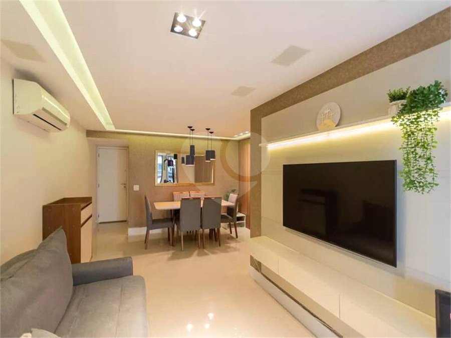 Apartamento à venda com 4 quartos, sendo 1 suíte,  em Tijuca, Rio de Janeiro, RJ