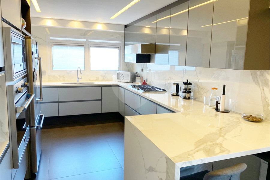 Apartamento à venda com 3 suítes em Santana, São Paulo, SP