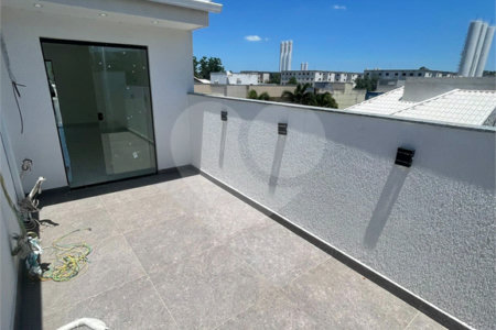Casa à venda com 3 quartos, sendo 2 suítes, no condomínio Grand Park, Rio de Janeiro - RJ