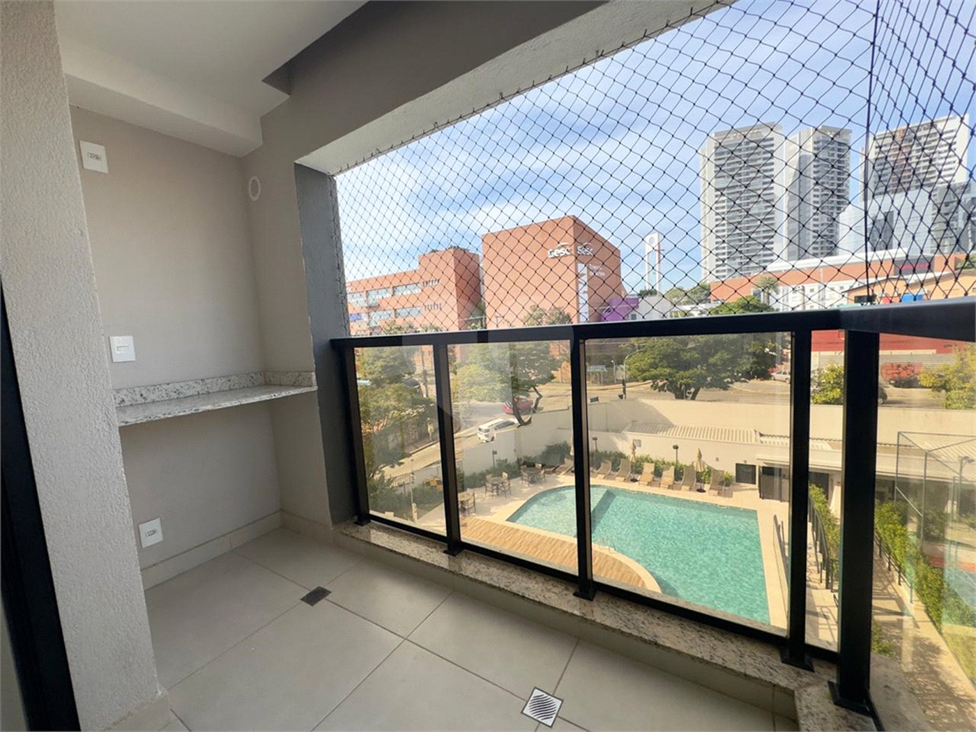 Apartamento à venda ou para alugar com 2 suítes em Jardim Faculdade, Sorocaba, SP