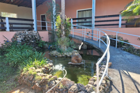 Chácara à venda com 3 quartos, sendo 1 suíte, em Bairro do Machadinho, Angatuba, SP