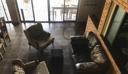 Casa à venda ou para alugar com 4 quartos, sendo 1 suíte,  em Chácaras Leão, Votorantim, SP