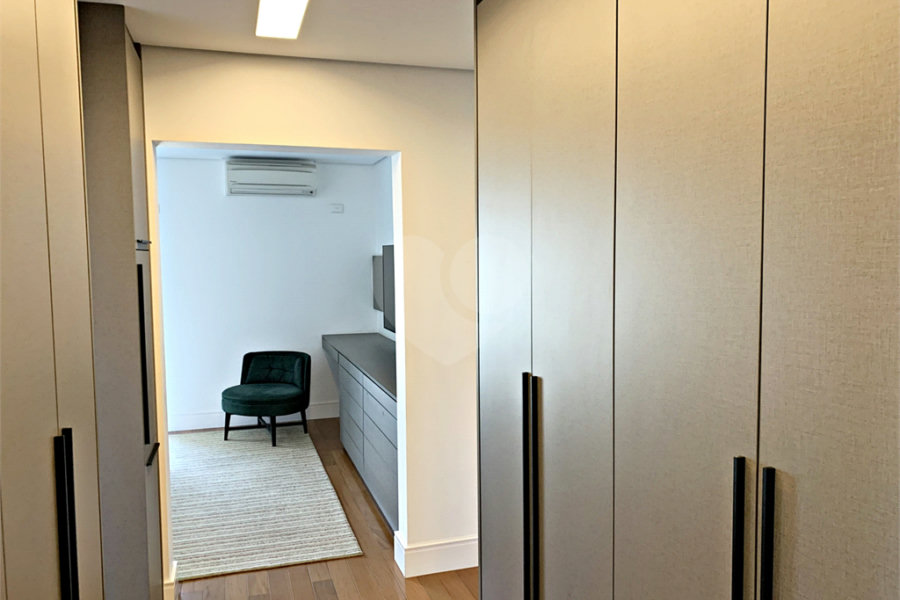 Apartamento à venda com 4 suítes em Santana, São Paulo, SP