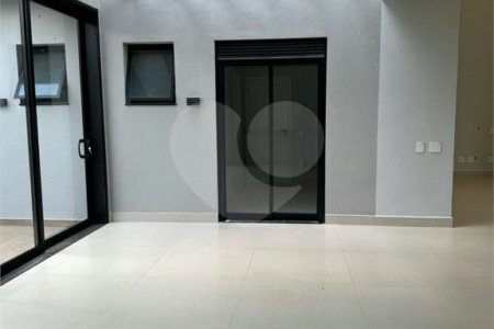 Casa à venda com 3 suítes no condomínio Jardim Residencial Dona Maria Candida, Indaiatuba - SP