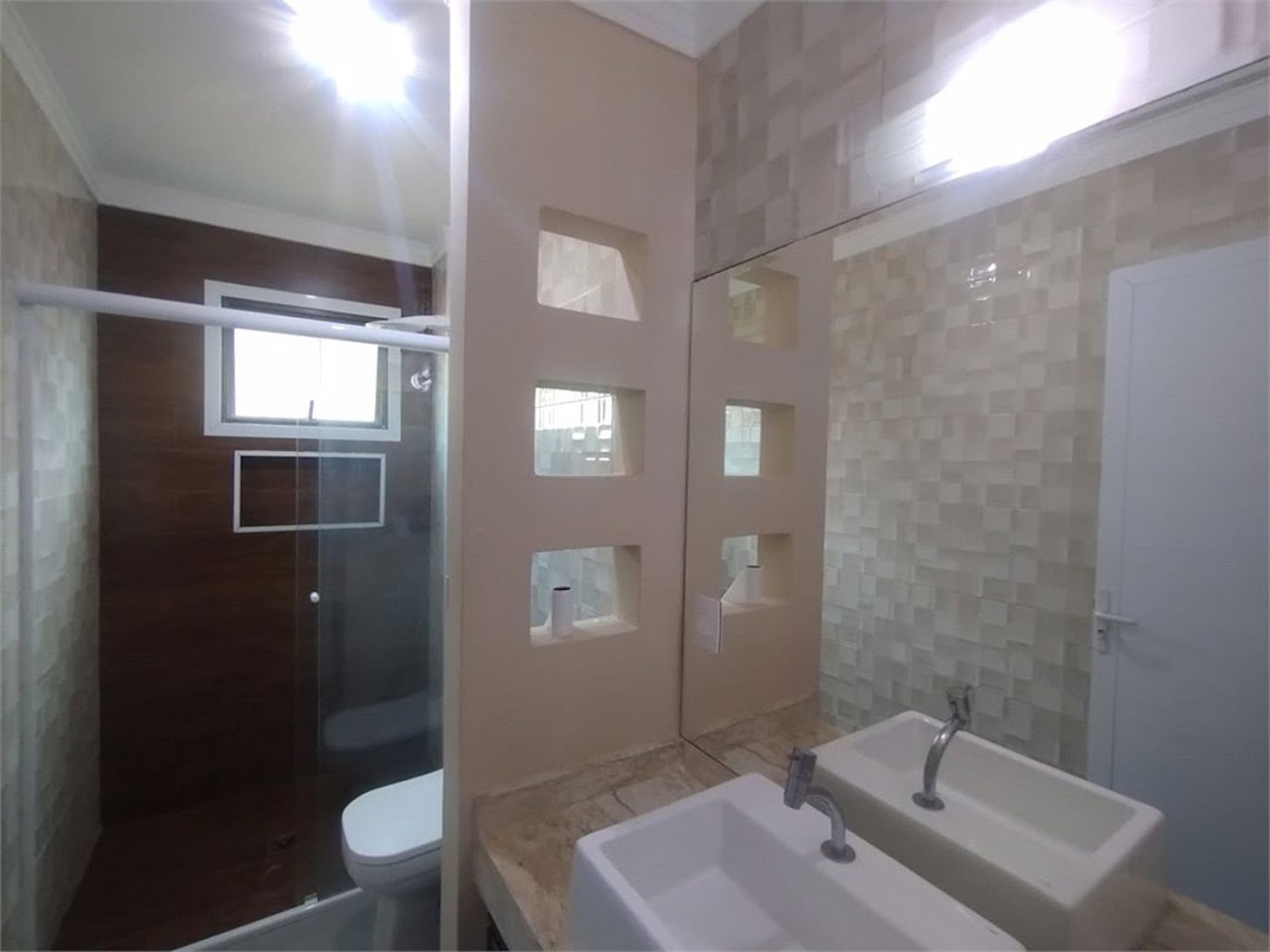 Apartamento com 2 dormitórios à venda, 63 m² por R$ 420.000,00 - Balneário Cidade Atlântica - Guarujá/SP