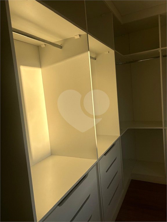 Casa à venda com 2 quartos no condomínio Altos do Boa Vista, São Roque - SP