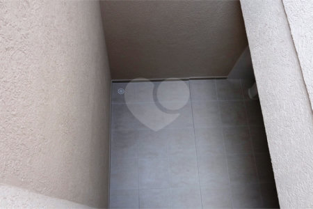 Sobrado à venda com 3 quartos, sendo 1 suíte,  em Vila Nivi, São Paulo, SP