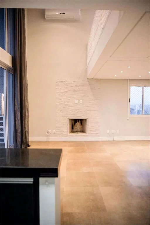 Apartamento à venda com 1 suíte em Vila Suzana, São Paulo, SP