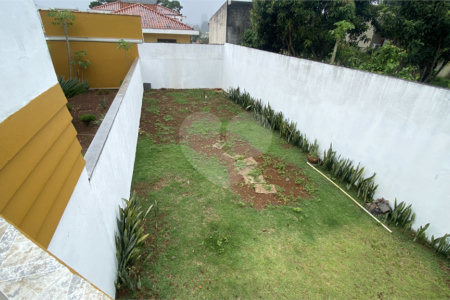 Sobrado à venda ou para alugar com 3 quartos, sendo 1 suíte, em Campo Grande, São Paulo, SP