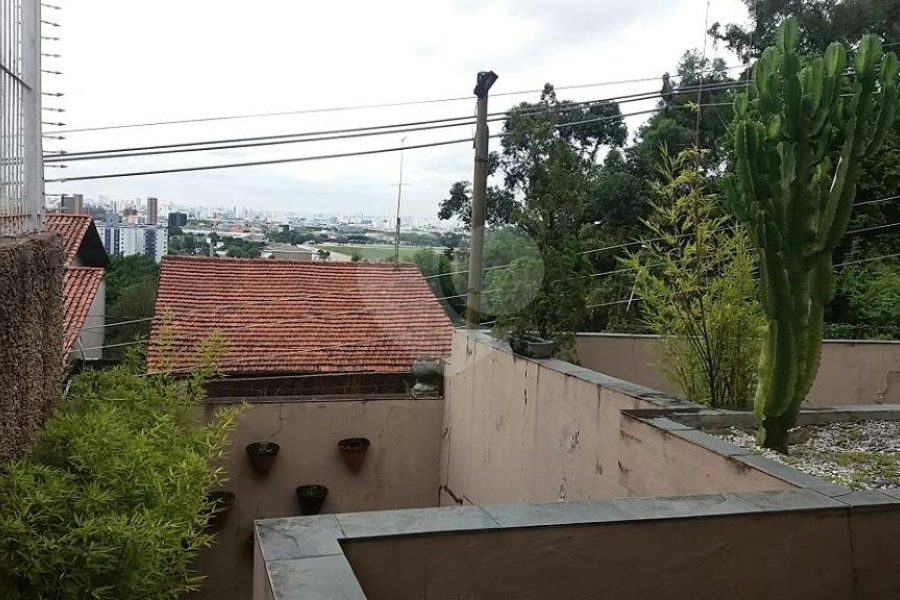 Casa à venda com 3 quartos, sendo 1 suíte, em Jardim São Bento, São Paulo, SP
