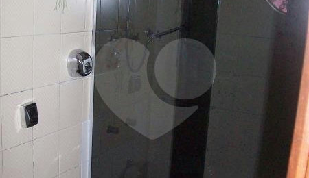 Sobrado à venda com 3 suítes em Carandiru, São Paulo, SP