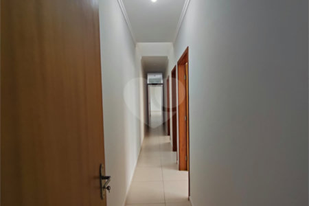 Casa para alugar com 3 quartos, sendo 1 suíte,  em Jardim Itália, Itapetininga, SP