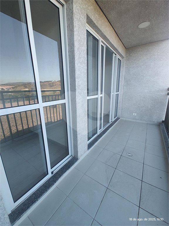 Apartamento para alugar com 3 quartos, sendo 1 suíte,  em Jardim das Palmeiras, Atibaia, SP