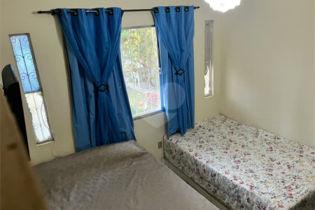 Casa à venda com 2 quartos, sendo 1 suíte,  em Caminho de Búzios, Cabo Frio, RJ
