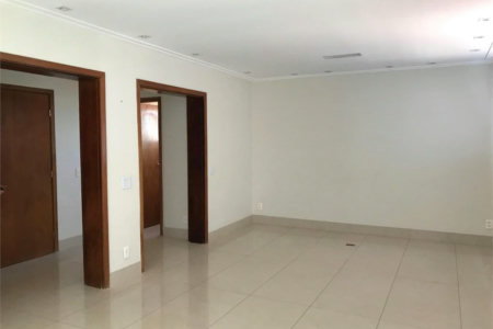 Apartamento à venda com 3 quartos, sendo 1 suíte, em Vila Andrade, São Paulo, SP