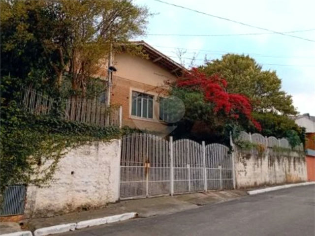 Casa à venda com 3 quartos em Perus, São Paulo, SP
