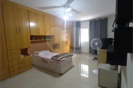Sobrado à venda com 5 quartos, sendo 1 suíte,  em Jardim Franca, São Paulo, SP