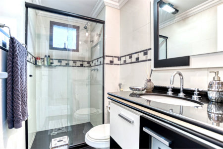 Apartamento à venda com 4 quartos, sendo 3 suítes, em Alto da Boa Vista, São Paulo, SP