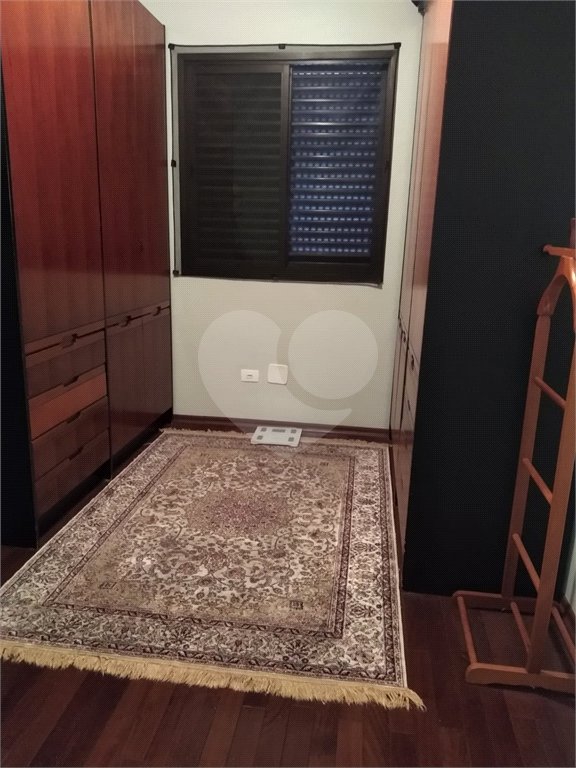 Apartamento à venda com 3 quartos, sendo 1 suíte,  em Vila Romana, São Paulo, SP