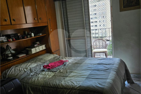 Casa à venda com 3 quartos, sendo 1 suíte, no condomínio Jconde de Irajá, São Paulo - SP