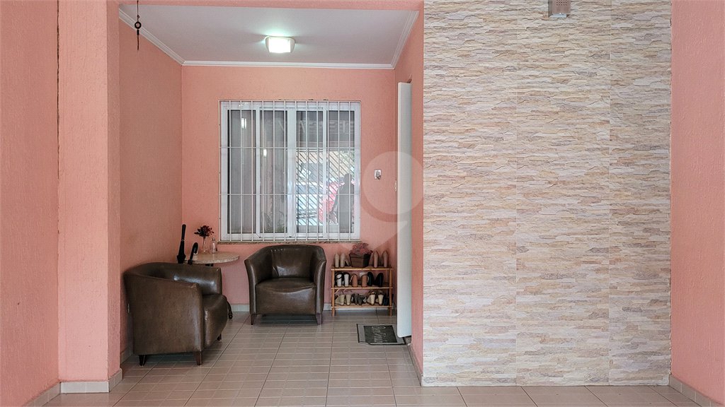 Sobrado à venda com 3 quartos, sendo 1 suíte, em Vila Romana, São Paulo, SP