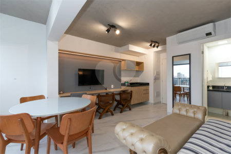 Apartamento à venda ou para alugar com 1 quarto em Vila Pompéia, São Paulo, SP