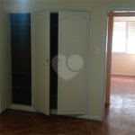 Apartamento à venda com 3 quartos, sendo 1 suíte, em Pinheiros, São Paulo, SP