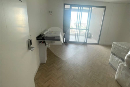 Apartamento à venda ou para alugar com 2 suítes em Jardim das Acácias, São Paulo, SP