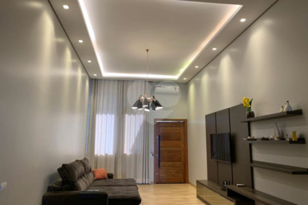 Casa à venda com 2 quartos, sendo 3 suítes, no Centro, Salto Grande, SP
