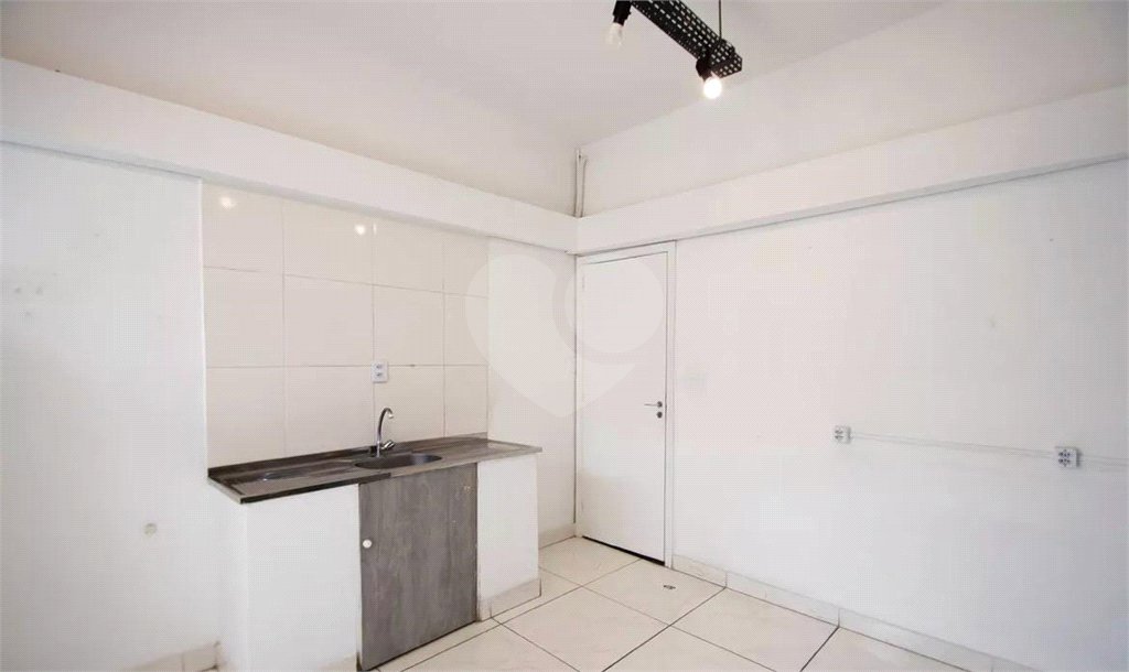 Apartamento à venda com 3 quartos, sendo 1 suíte, em Pinheiros, São Paulo, SP