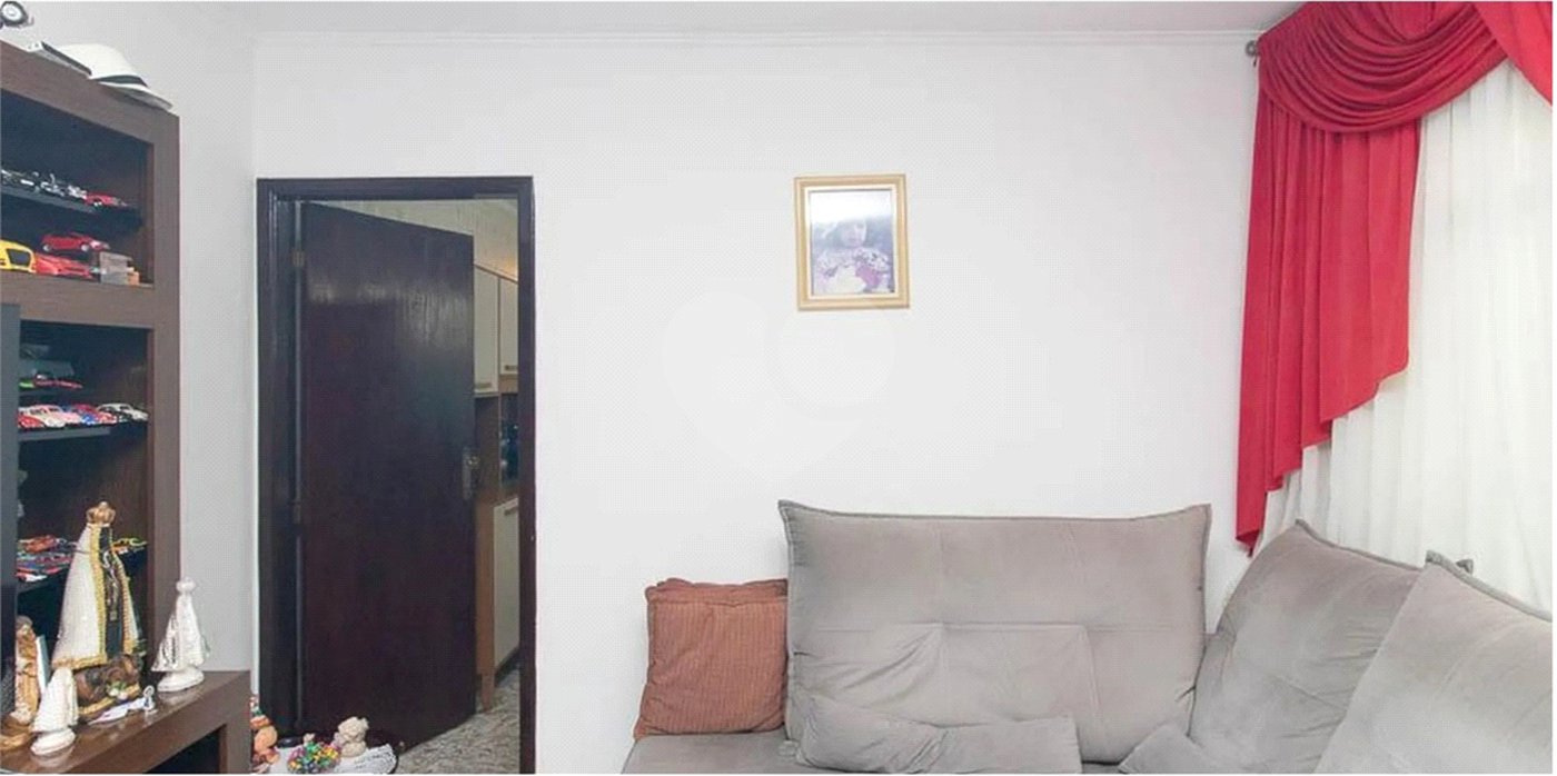Casa Térrea à venda com 4 quartos, sendo 1 suíte,  em Vila Mazzei, São Paulo, SP