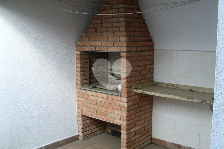 Casa à venda com 3 quartos, sendo 1 suíte,  em Vila Irmãos Arnoni, São Paulo, SP
