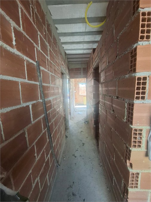 Casa à venda com 2 quartos, sendo 1 suíte,  no condomínio Campina Grande, Rio de Janeiro - RJ