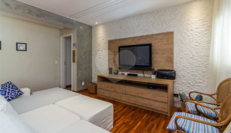 Apartamento à venda com 3 suítes em Vila Cordeiro, São Paulo, SP