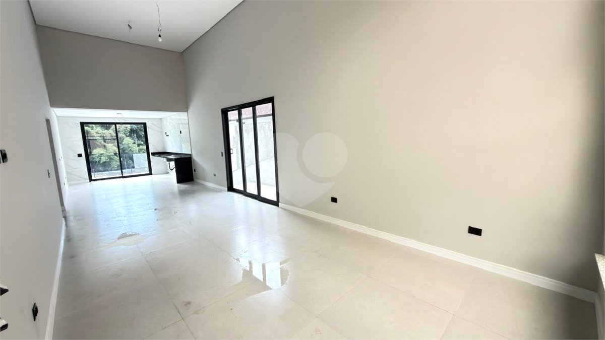Casa Térrea à venda com 3 quartos, sendo 1 suíte, em Serra da Cantareira, Mairiporã, SP