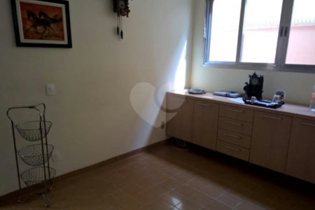 Sobrado à venda com 4 quartos, sendo 2 suítes, em Saúde, São Paulo, SP
