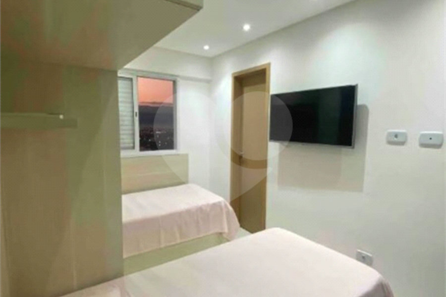 Duplex à venda com 3 suítes em Caiçara, Praia Grande, SP