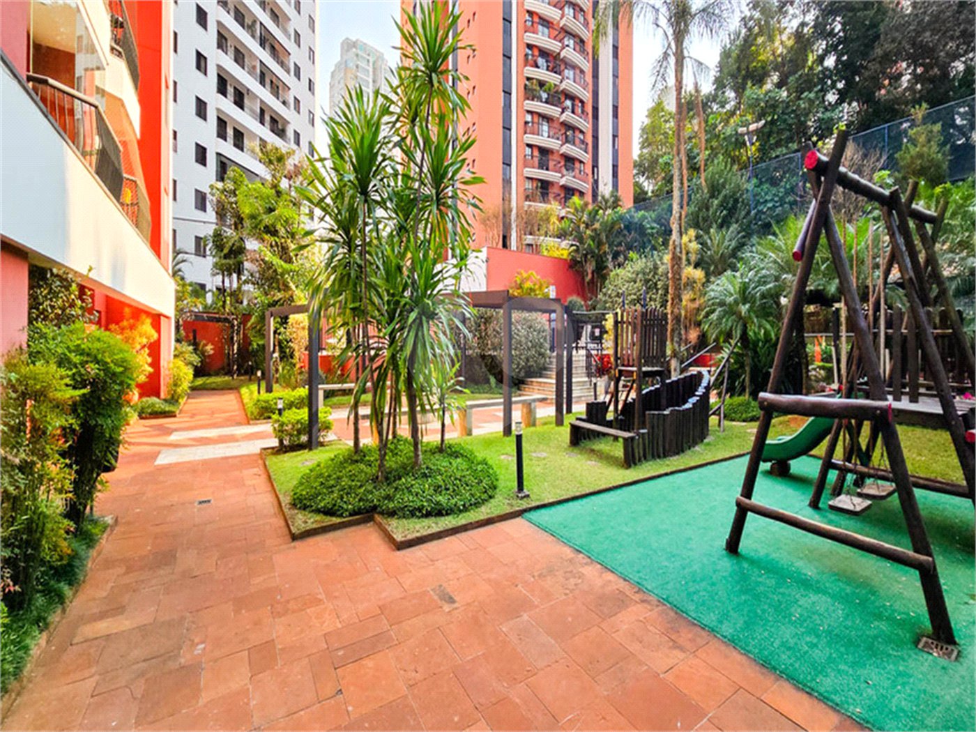 Apartamento à venda com 4 quartos, sendo 2 suítes, em Vila Mascote, São Paulo, SP