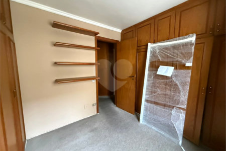 Apartamento à venda com 3 quartos, sendo 1 suíte, em Jardim Paulista, São Paulo, SP