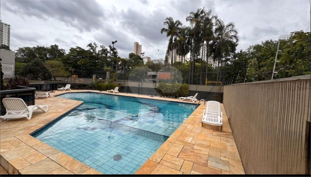 Apartamento à venda ou para alugar com 3 quartos, sendo 1 suíte, em Vila Andrade, São Paulo, SP