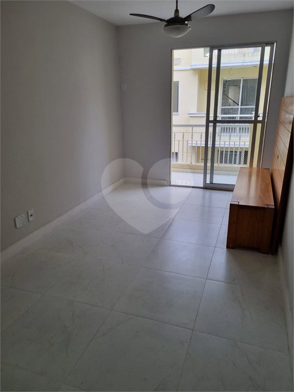Cobertura à venda com 3 quartos, sendo 2 suítes, em Cachamorra, Rio de Janeiro, RJ