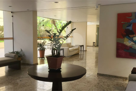 Apartamento à venda com 3 quartos, sendo 1 suíte, em Pinheiros, São Paulo, SP