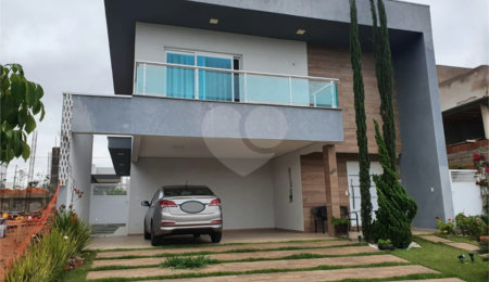 Casa à venda com 4 suítes em São Venâncio, Itupeva, SP