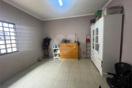 Casa à venda com 3 quartos, sendo 1 suíte, em Vila Recreio, Itapetininga, SP