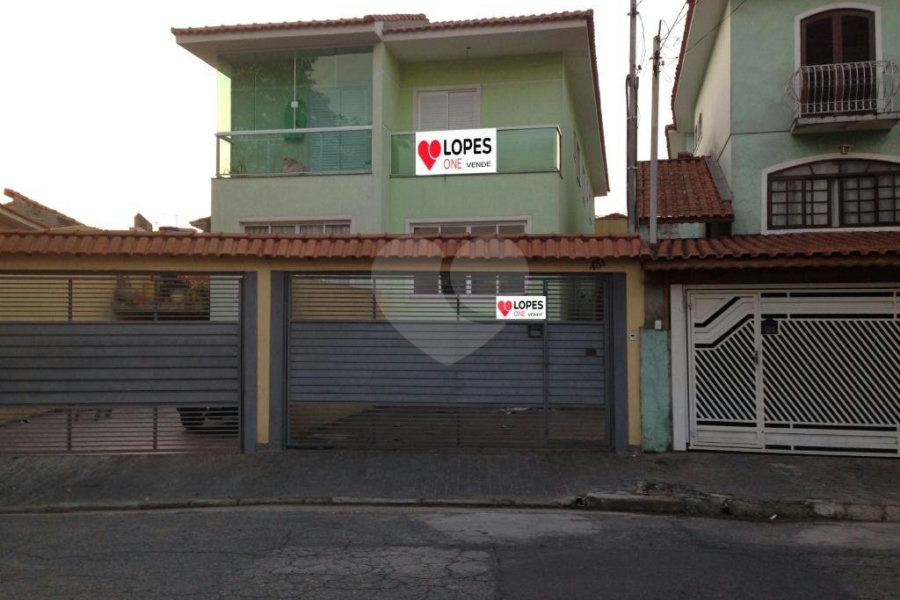Sobrado à venda com 3 suítes em Tremembé, São Paulo, SP