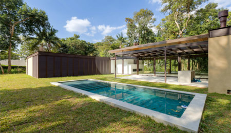 Casa à venda com 5 suítes no condomínio Chácara Flora, São Paulo - SP