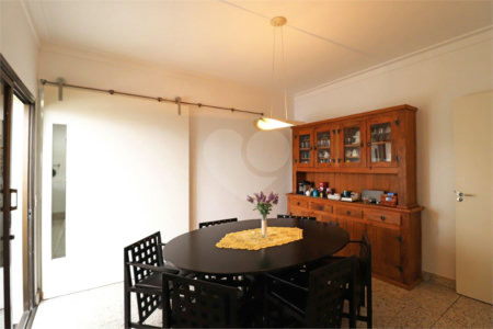 Apartamento à venda com 3 suítes em Vila Suzana, São Paulo, SP